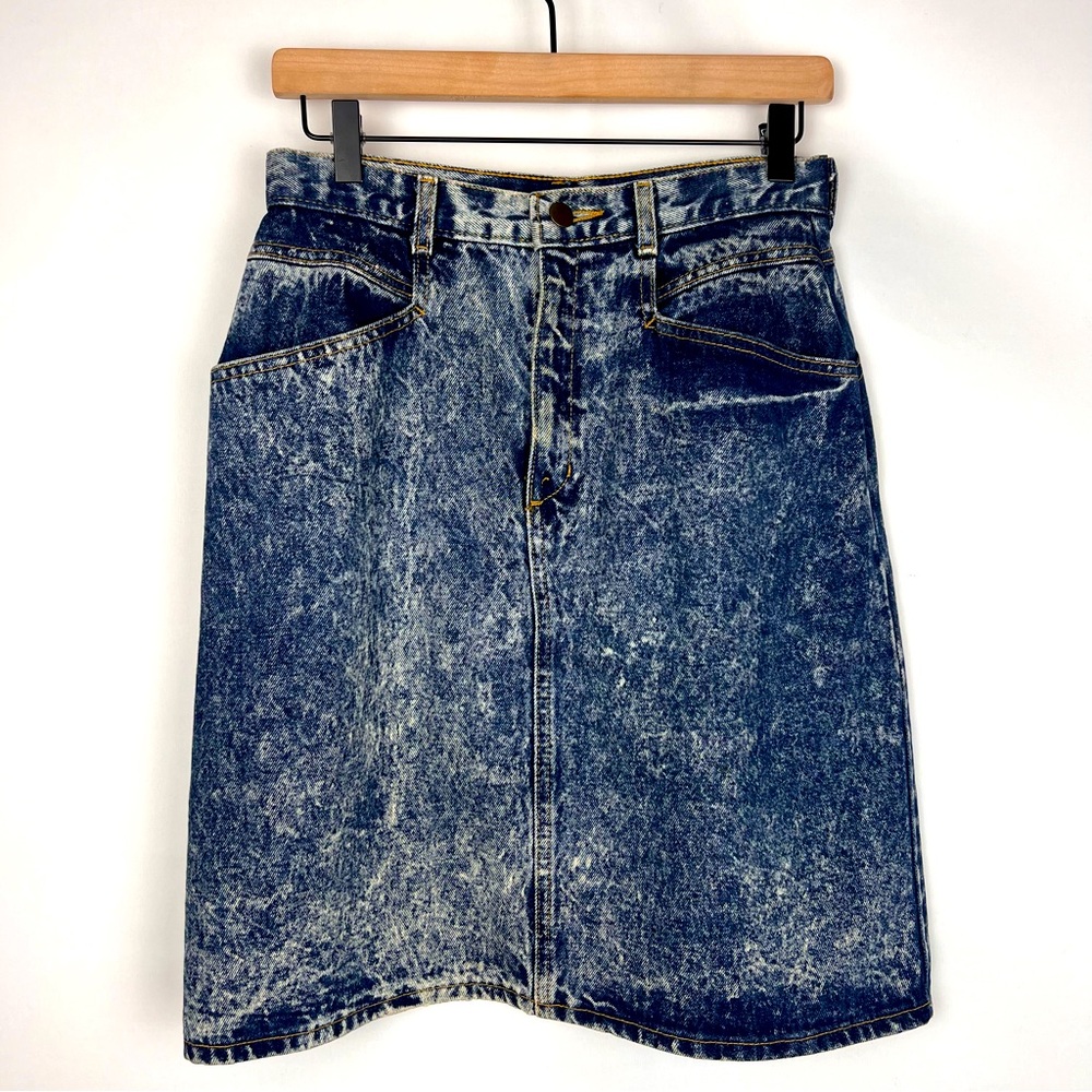 Vintage 80’s Acid Wash Jean Skirt Size M